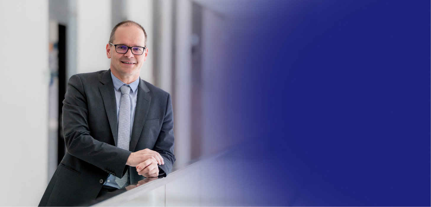 Grant Hendrik Tonne, Niedersachsens Wirtschaftsminister, betont die Bedeutung der A 39 für Wirtschaft und Verkehrsentlastung.