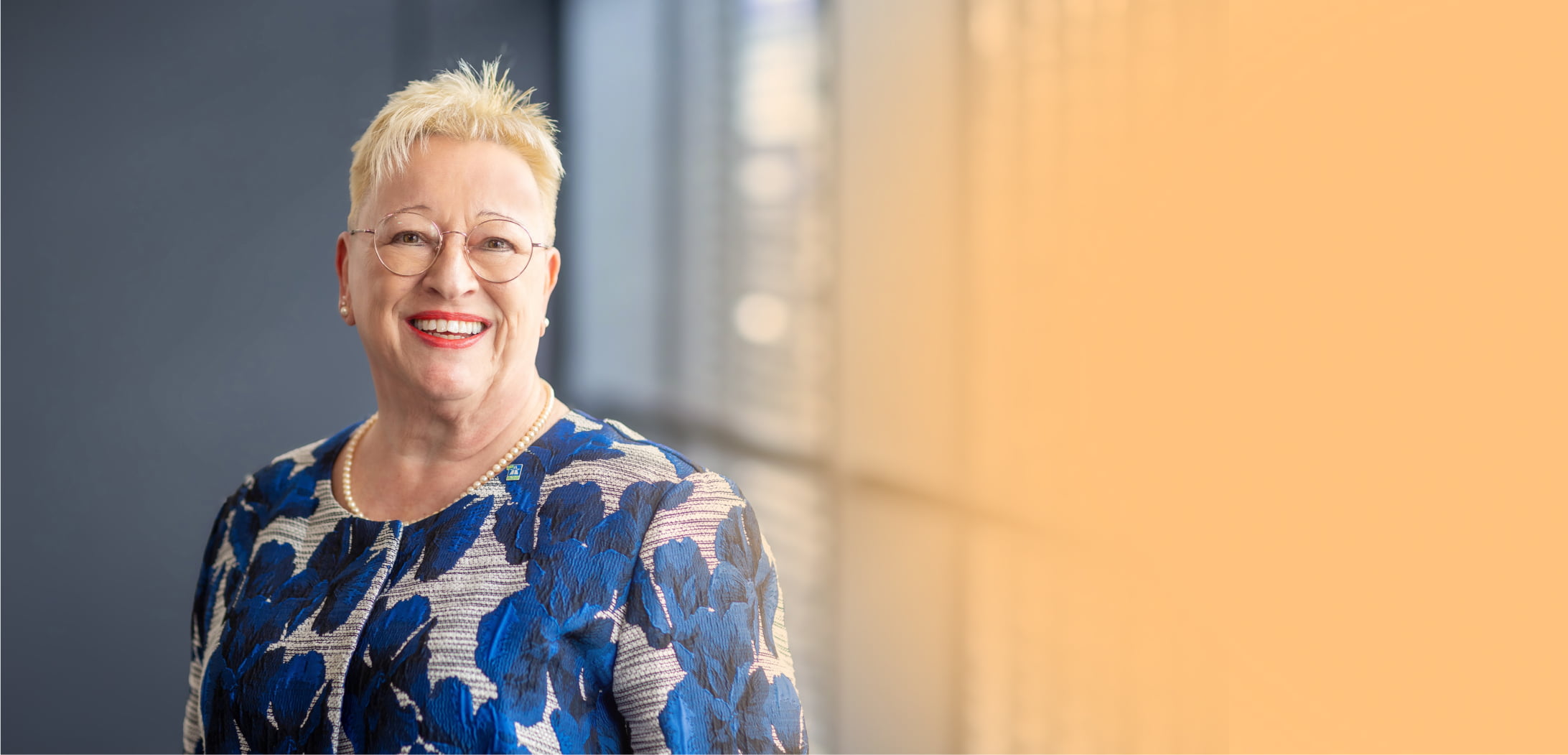 Margit Ruschenbusch fordert den Ausbau der A39, um die gefährliche B4 zu entlasten und die Lebensqualität entlang der Strecke zu verbessern.