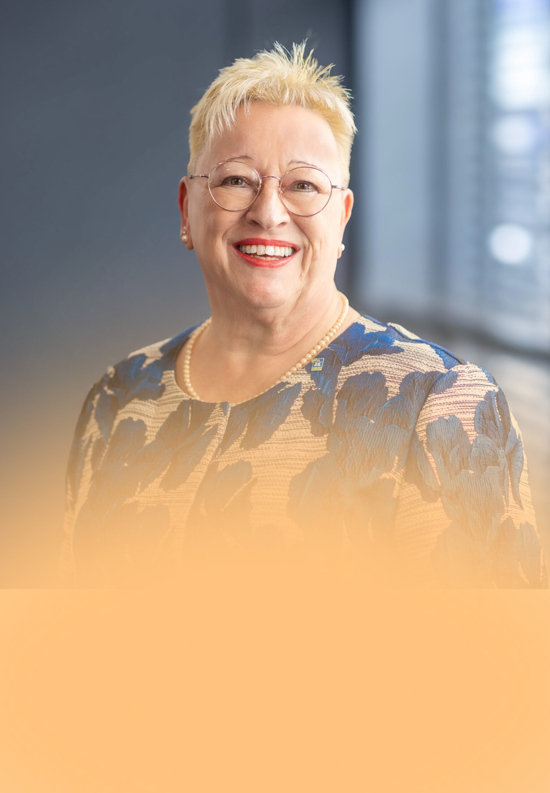 Margit Ruschenbusch fordert den Ausbau der A39, um die gefährliche B4 zu entlasten und die Lebensqualität entlang der Strecke zu verbessern.